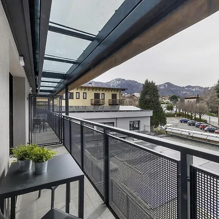 Como's Mountains Beb Apartment Cremeno